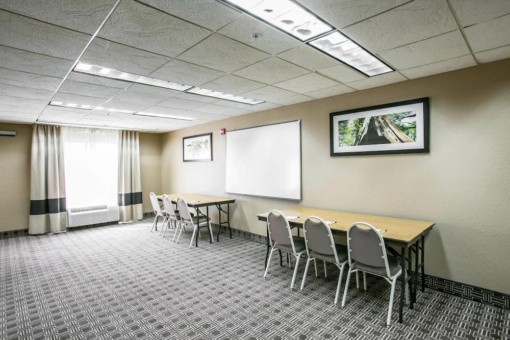 Comfort Suites Austin Nw Lakeline Экстерьер фото