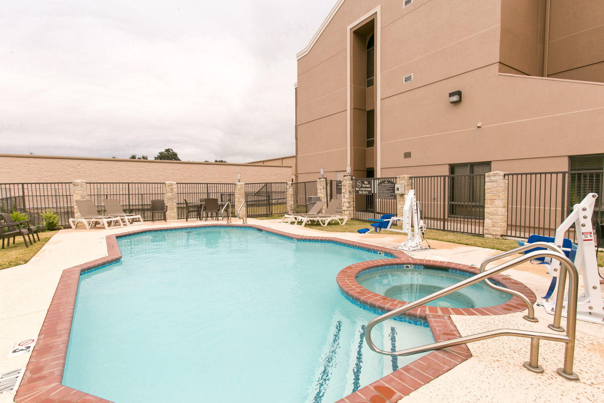 Comfort Suites Austin Nw Lakeline Удобства фото