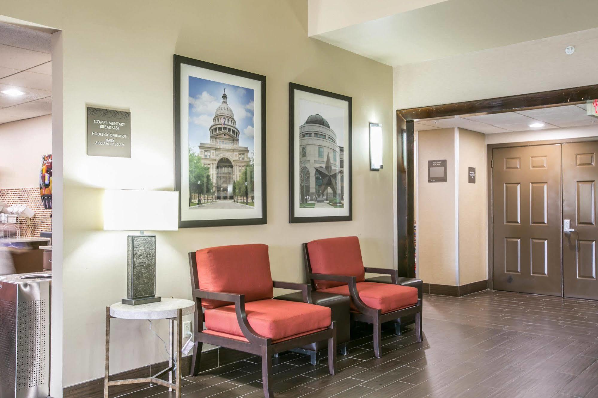Comfort Suites Austin Nw Lakeline Экстерьер фото